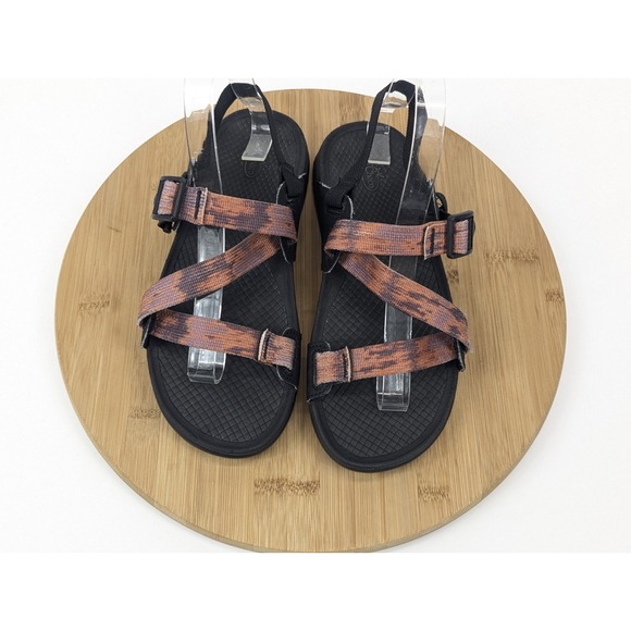 Chaco Lowdown Sport Sandals Womans 7 Black Red Aztec Southwestern Flats Outdoor - Picture 4 of 10